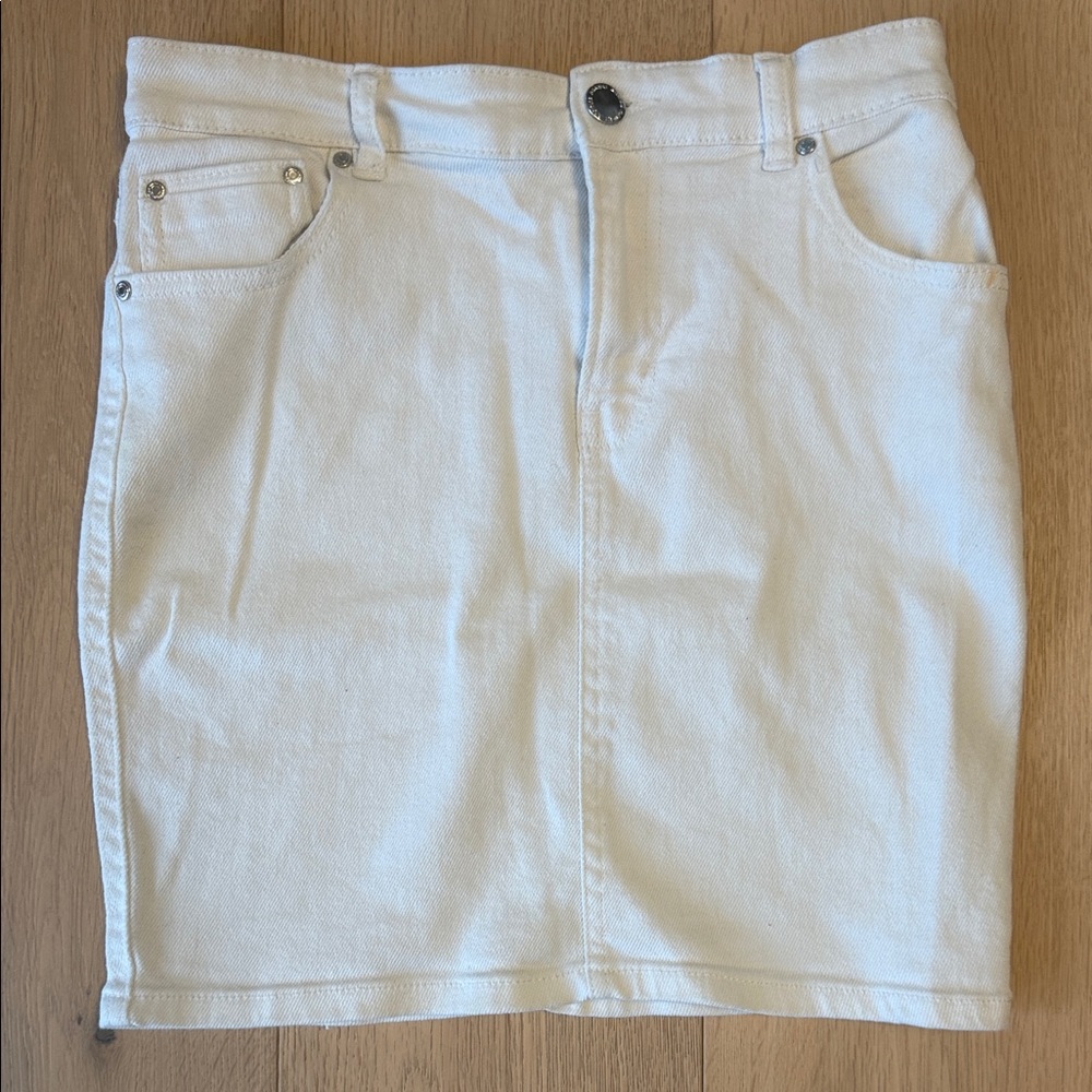 Amisu White Denim Pencil Skirt